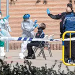 Primeros test rápidos para la detección del coronavirus en las dependencias de la Policía Municipal de la Casa de Campo de Madrid