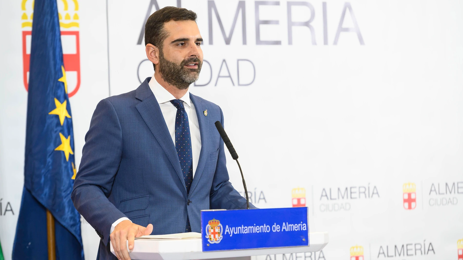 Almería.-Coronavirus.-El alcalde pide al Gobierno que "rectifique" al descontar 152.000 euros de la liquidación de 2017