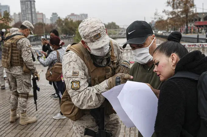 Piñera ordena la cuarentena en varios barrios de Santiago de Chile