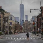 Donald Trump podría ordenar un cerrojazo en Nueva York para frenar el avance del Covid-19/AP
