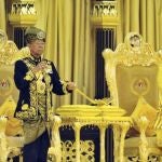 El Rey de Malasia, durante su coronación