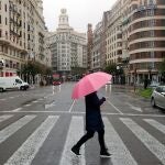 Imagen de la plaza de Ayuntamiento de Valencia el decimoséptimo día del estado de alarma