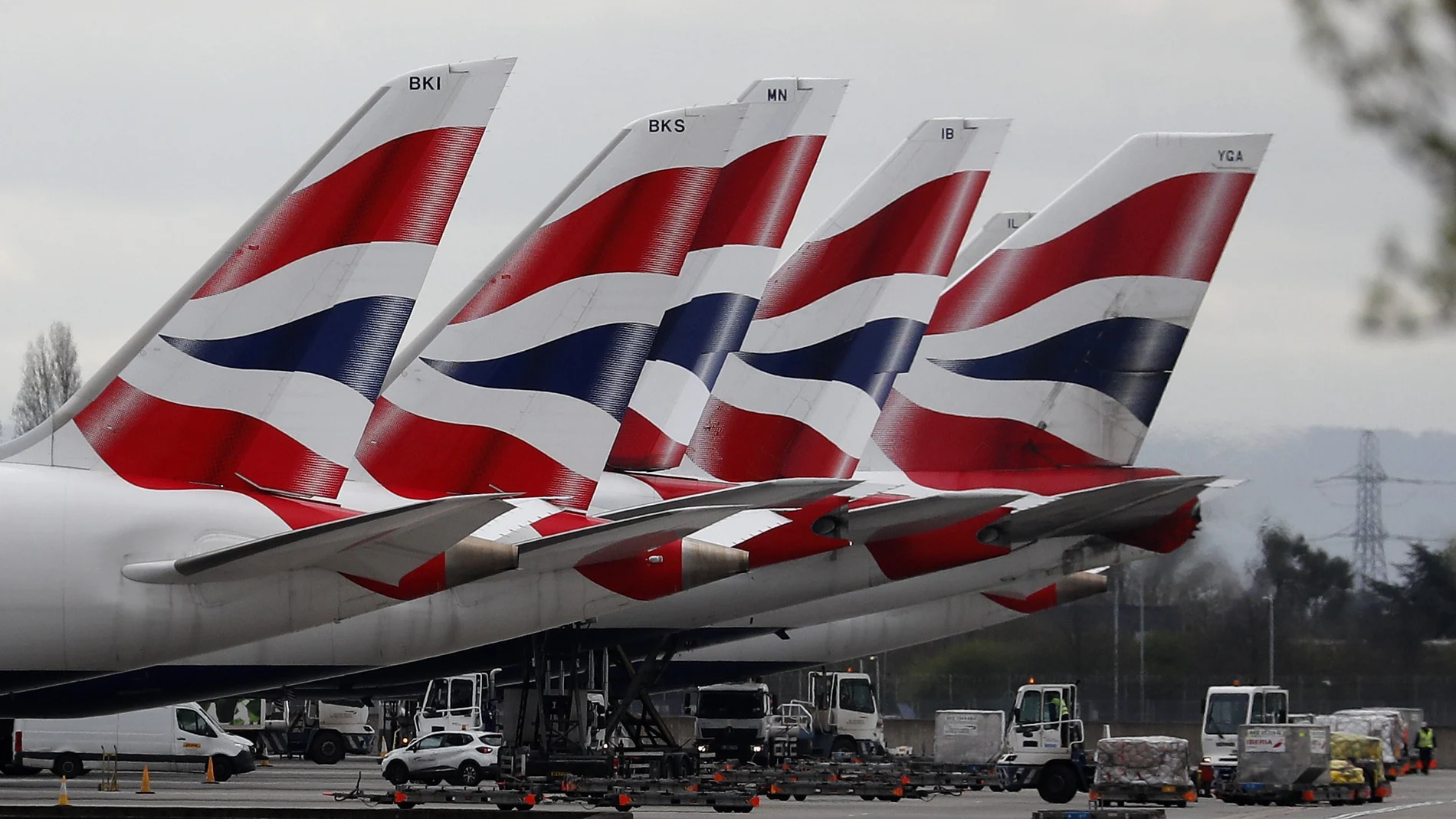 Aviones de British Airways estacionados ayer en la Terminal 5 del aeropuerto de Heathrow