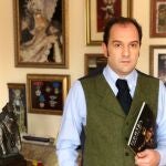Vicente Díez Llamas, articulista y experto en protocolo