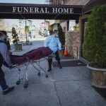 El Gobernador ha pedido que se desplieguen en Nueva York recursos de todo Estados Unidos para lidiar contra la crisis.
