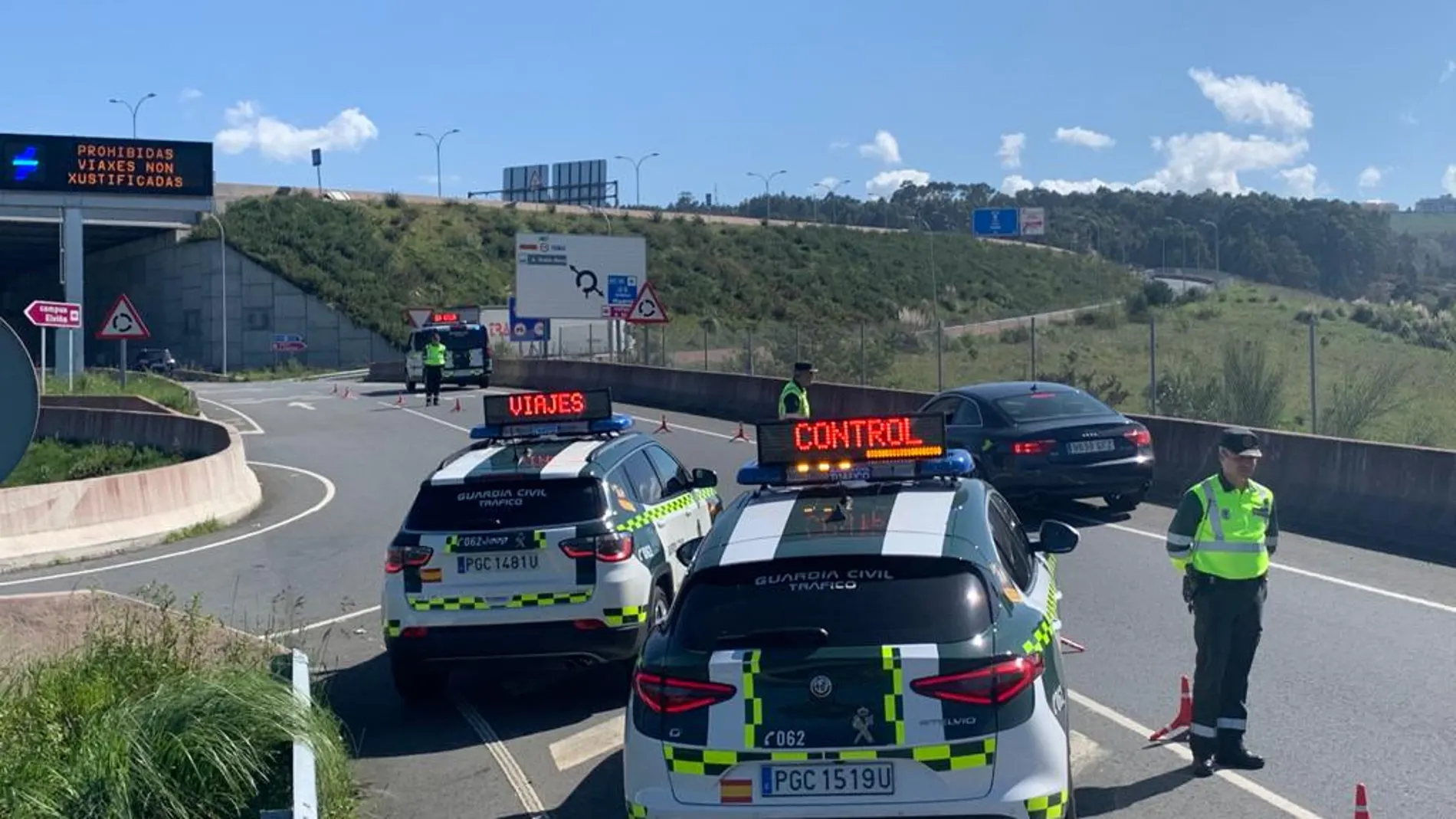 Control Guardia Civil en La Coruña por estado de alarma