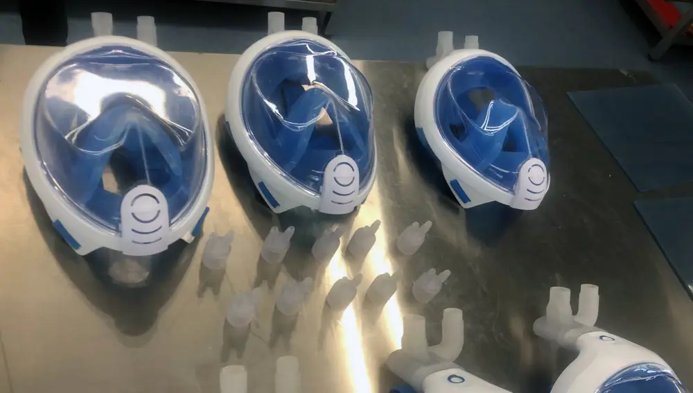 Máscaras de buceo de Decathlon entrgadas por el Ayuntamiento de Estepona gracias a una campaña ciudadana