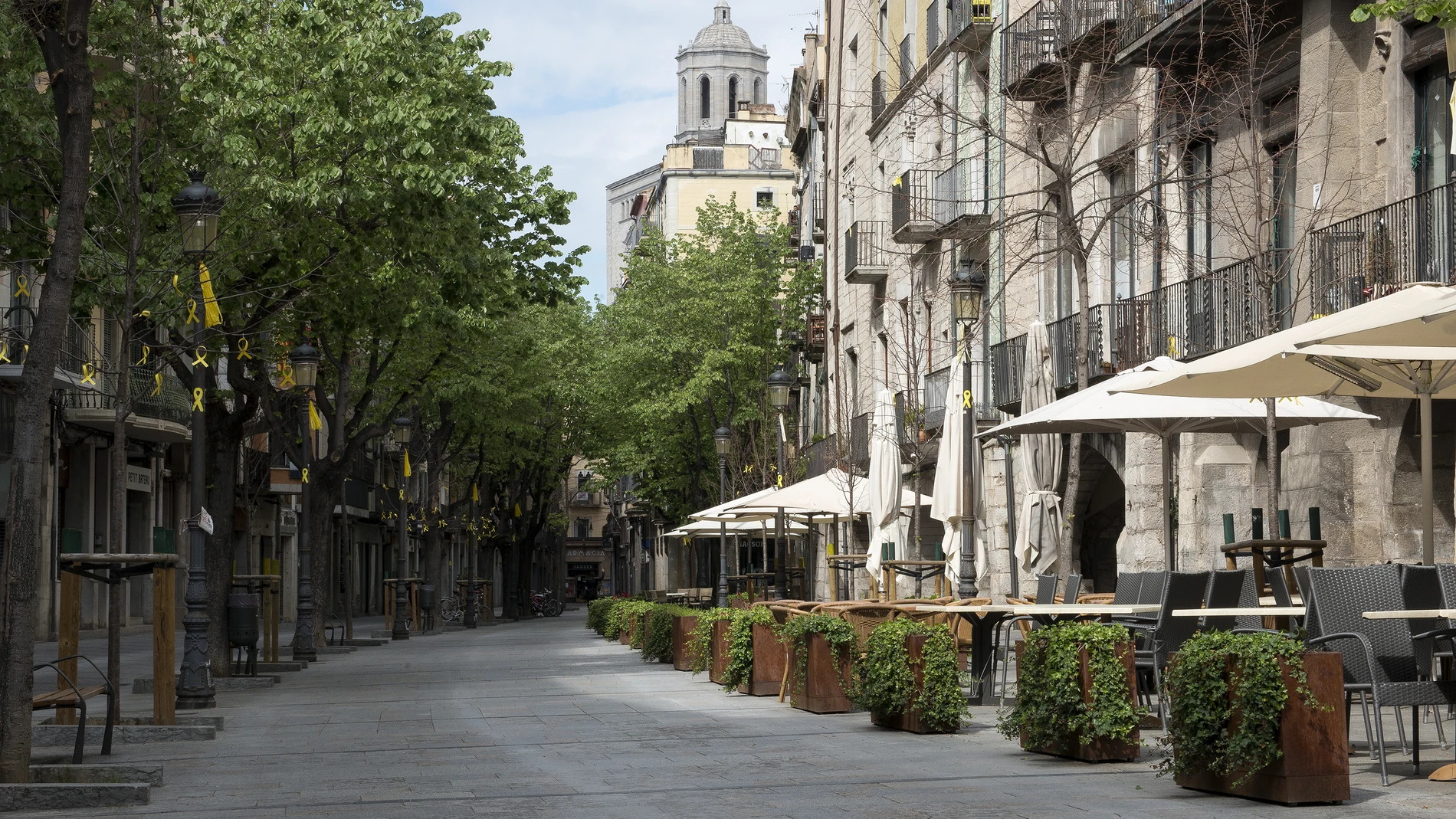 Las calles de Girona desiertas durante la Semana Santa
