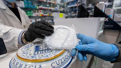 Una farmacia en Roma, Italia