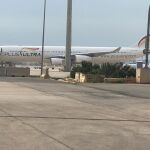 Esta mañana ha llegado un avión con 100 metros cúbicos de material sanitario para la Comunitat