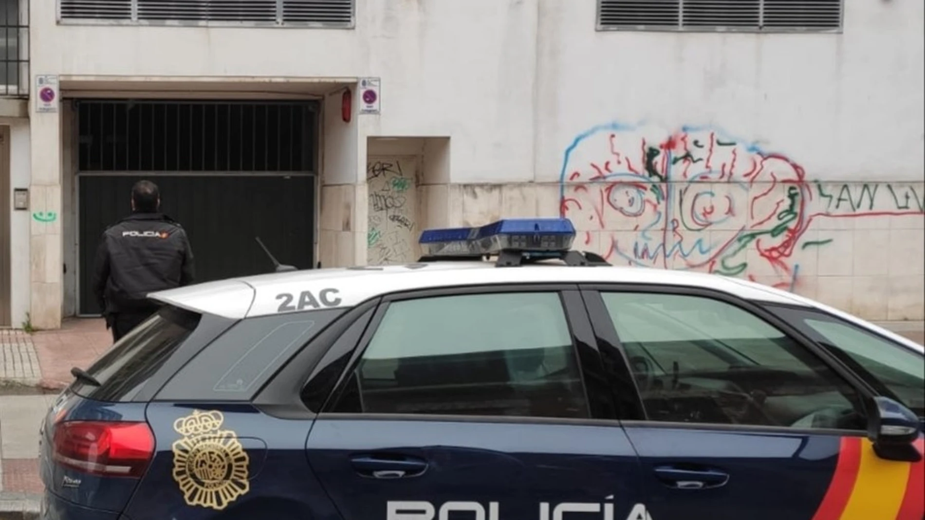 Tres jóvenes detenidos por robar en los trasteros de un edificio de Santander