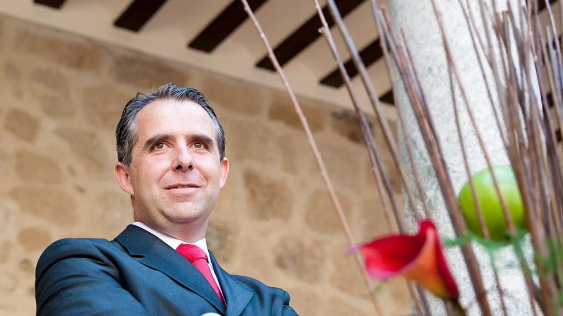 El alcalde de Las Navas del Marqués, Javier Sastre