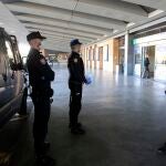 El Cuerpo Nacional de Policía en la estación de Santa Justa de Sevilla