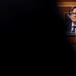 GRAF980. MADRID, 15/04/2020.- El ministro de Sanidad, Salvador Illa, asiste a la primera sesión de control al Ejecutivo celebrada en el Congreso desde que se declaró el estado de alarma el pasado 14 de marzo, un pleno reclamado desde hace semanas por la oposición y que girará en todo momento sobre la crisis política, social y económica del coronavirus. EFE/Ballesteros POOL