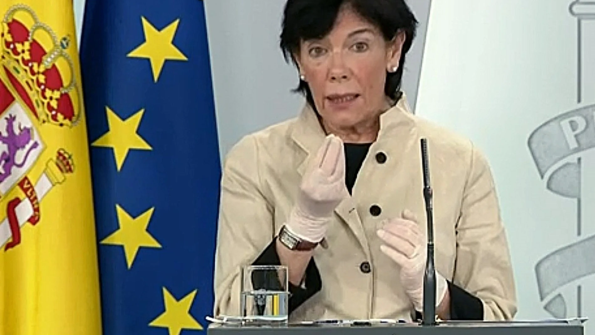 Rueda de prensa de Isabel Celaá y Pedro Duque