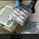 Nevera portátil con doble fondo para transportar la droga