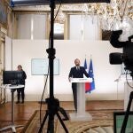 El primer ministro francés, Edouard Philippe, en la rueda de prensa en el Palacio de Matignon en París