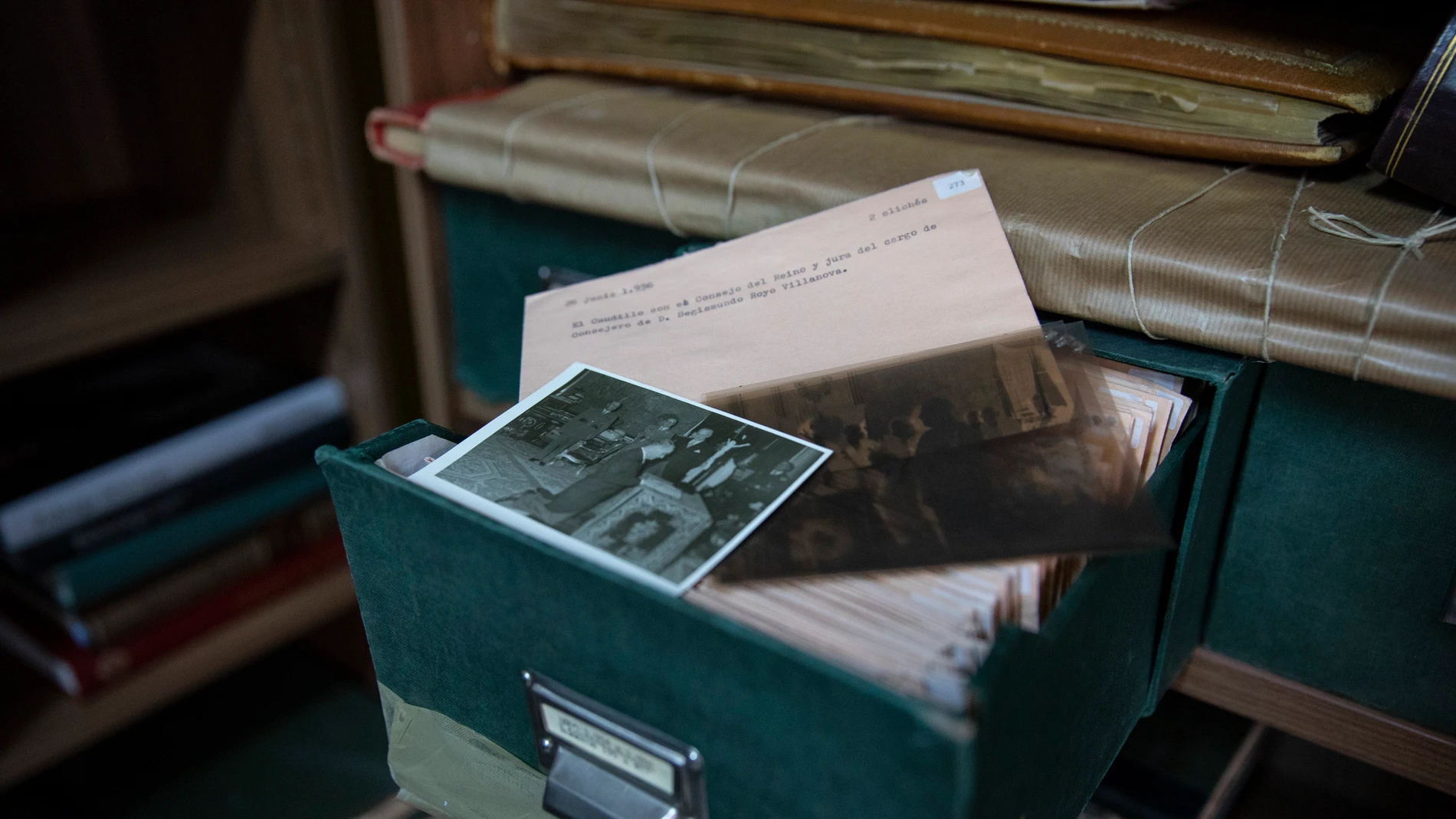 La Fundación Franco conserva los originales de 30.000 documentos, 2.000 fotografías, 1.700 libros y algún recuerdo