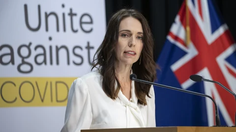 Jacinda Ardern en su última rueda de prensa