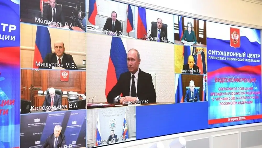 El presidente de Rusia, Vladimir Putin, en una videoconferencia con altos cargos gubernamentalesPRESIDENCIA DE RUSIA20/04/2020