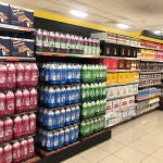 Lineal con las diferentes variedades de leche en botella de 1,5 litros