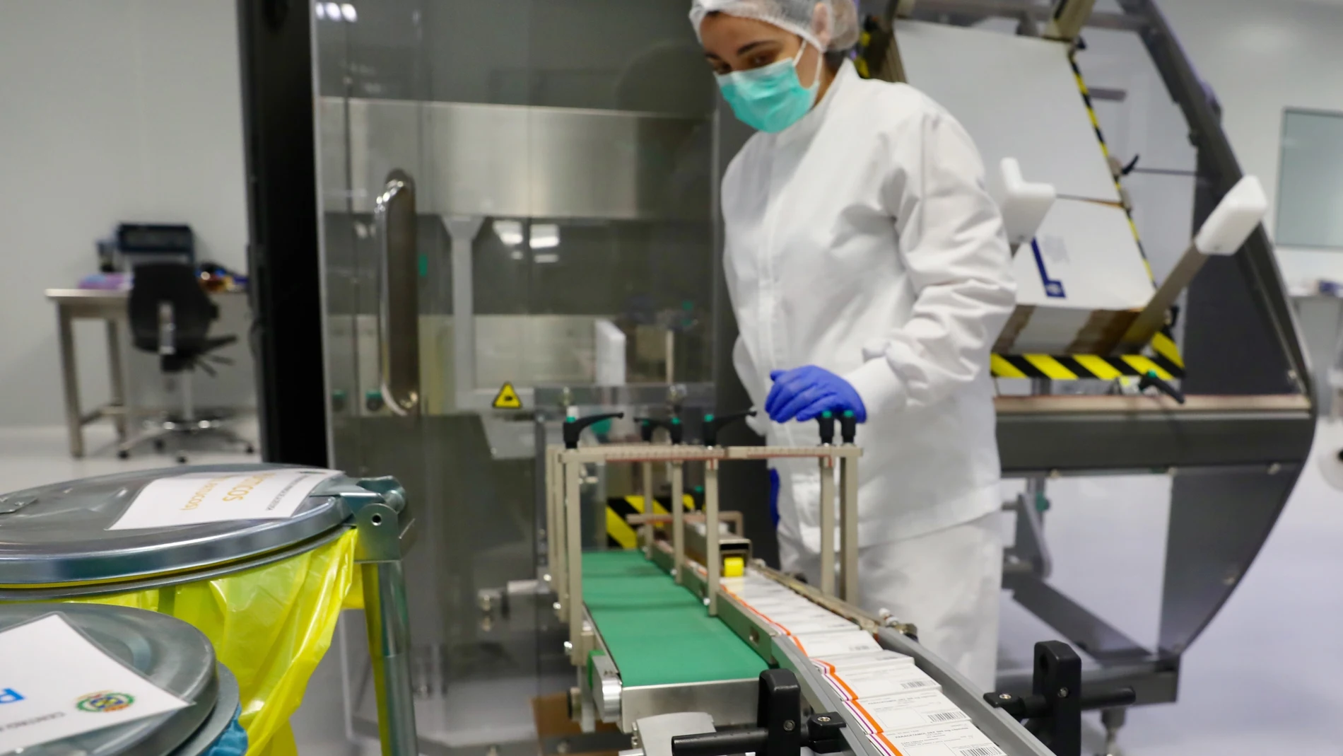 Fabricación de paracetamol en la Farmacia Militar de Madrid