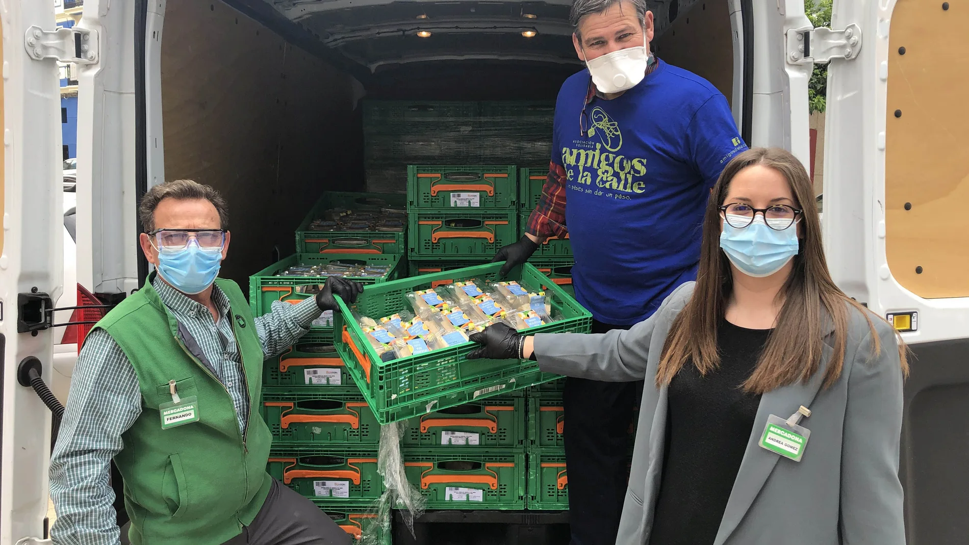 Imagen de la entrega de los alimentos