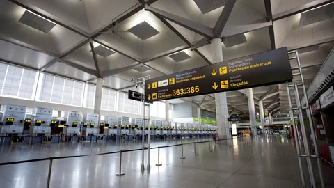 Vista de la T3 del aeropuerto de Málaga completamente vacía