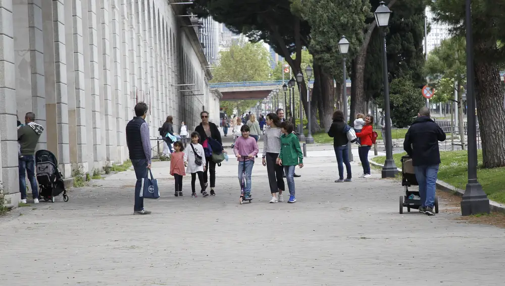 El distanciamiento social, por el que hay que guardar un mínimo de metro y medio entre personas no fue tenido en cuenta por algunas familias