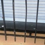 Imagen de cómo quedaron los barrotes de la vivienda