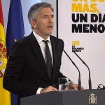 Madrid (Spain), 27/04/2020.- A handout TV grab photo made available by the Spanish Prime Minister's Office shows Spanish Interior Minister Fernando Grande-Marlaska addressing a press conference after the meeting of the Coronavirus Evaluation and Follow-up Committee held at Moncloa Presidential Palace in Madrid, Spain, 27 April 2020. (España) EFE/EPA/MONCLOA HANDOUT EDITORIAL USE ONLY/NO SALES/NO ARCHIVES HANDOUT EDITORIAL USE ONLY/NO SALES