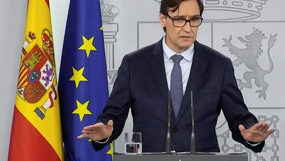 Rueda de prensa del ministro de Sanidad, Salvador Illa, en La Moncloa