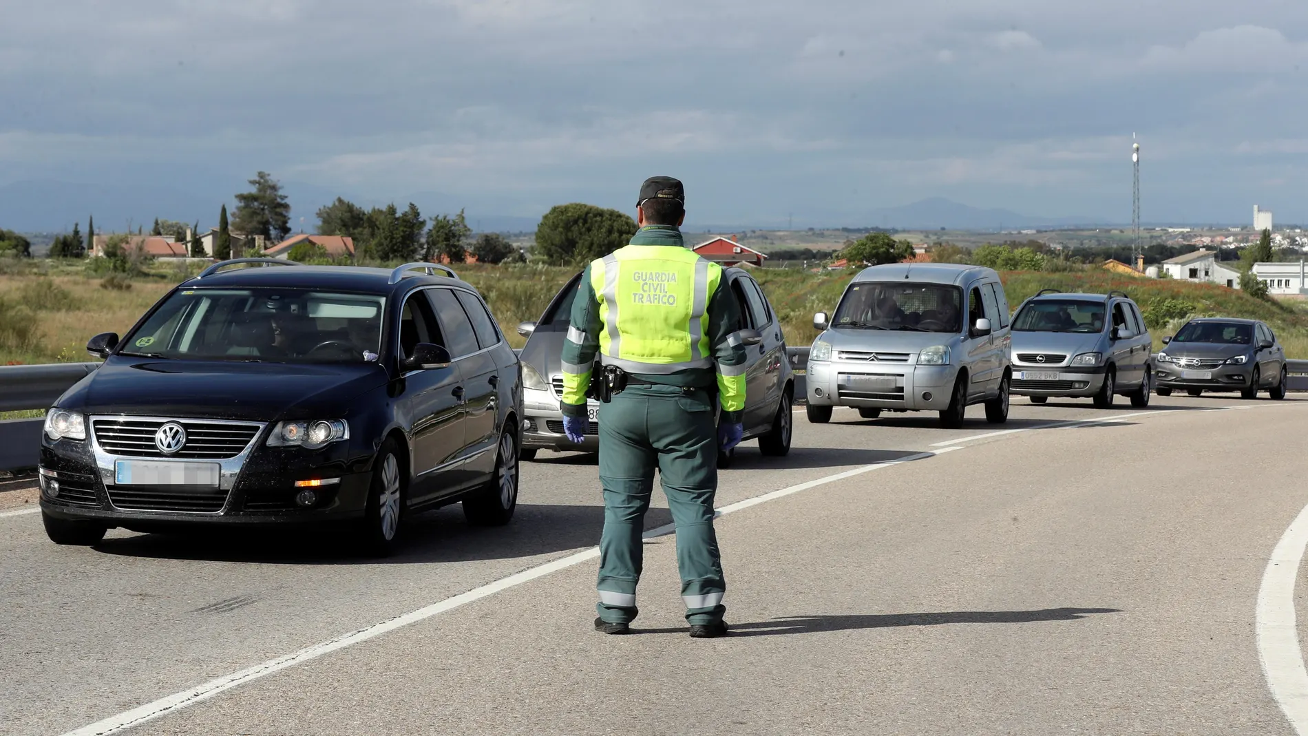 Controles policiales antes del puente de mayo