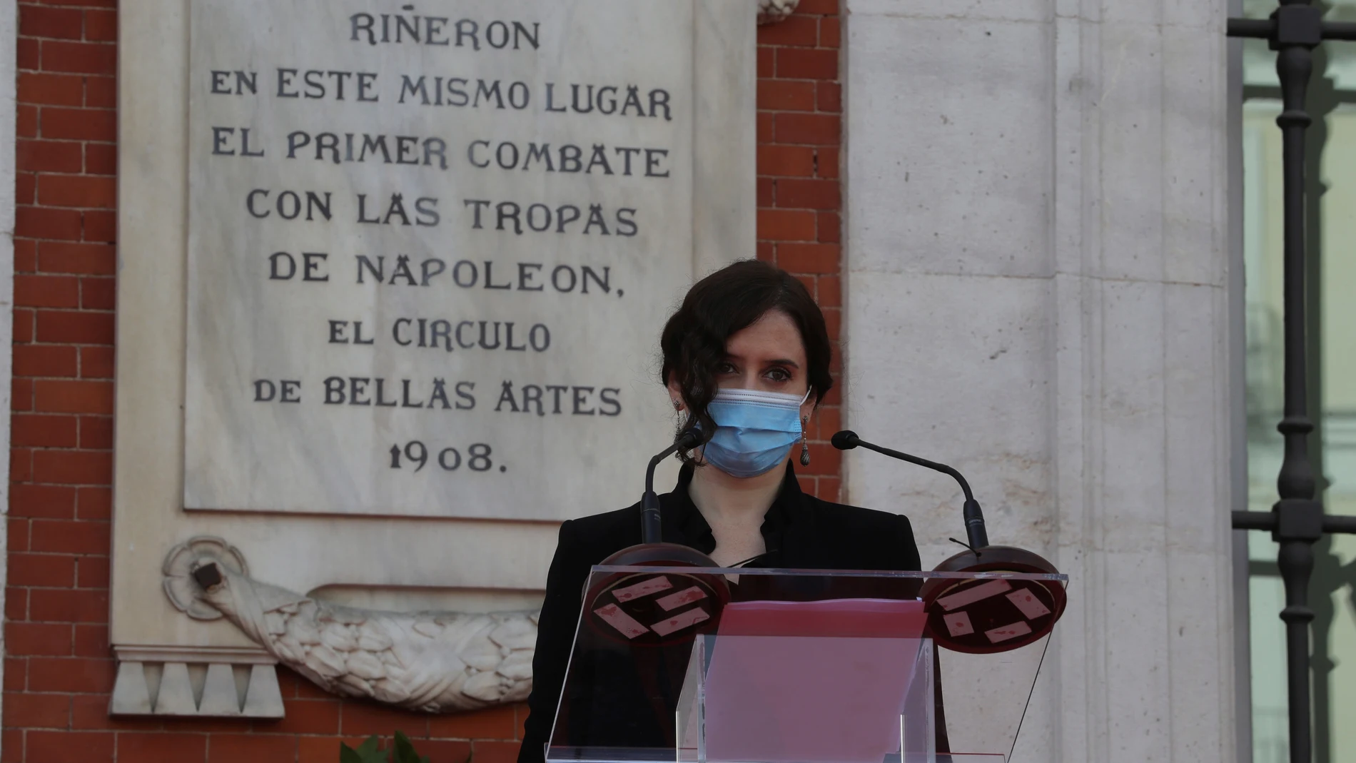 La presidenta de la Comunidad de Madrid, Isabel Díaz Ayuso, preside el acto de celebración de la fiesta de la Comunidad de Madrid