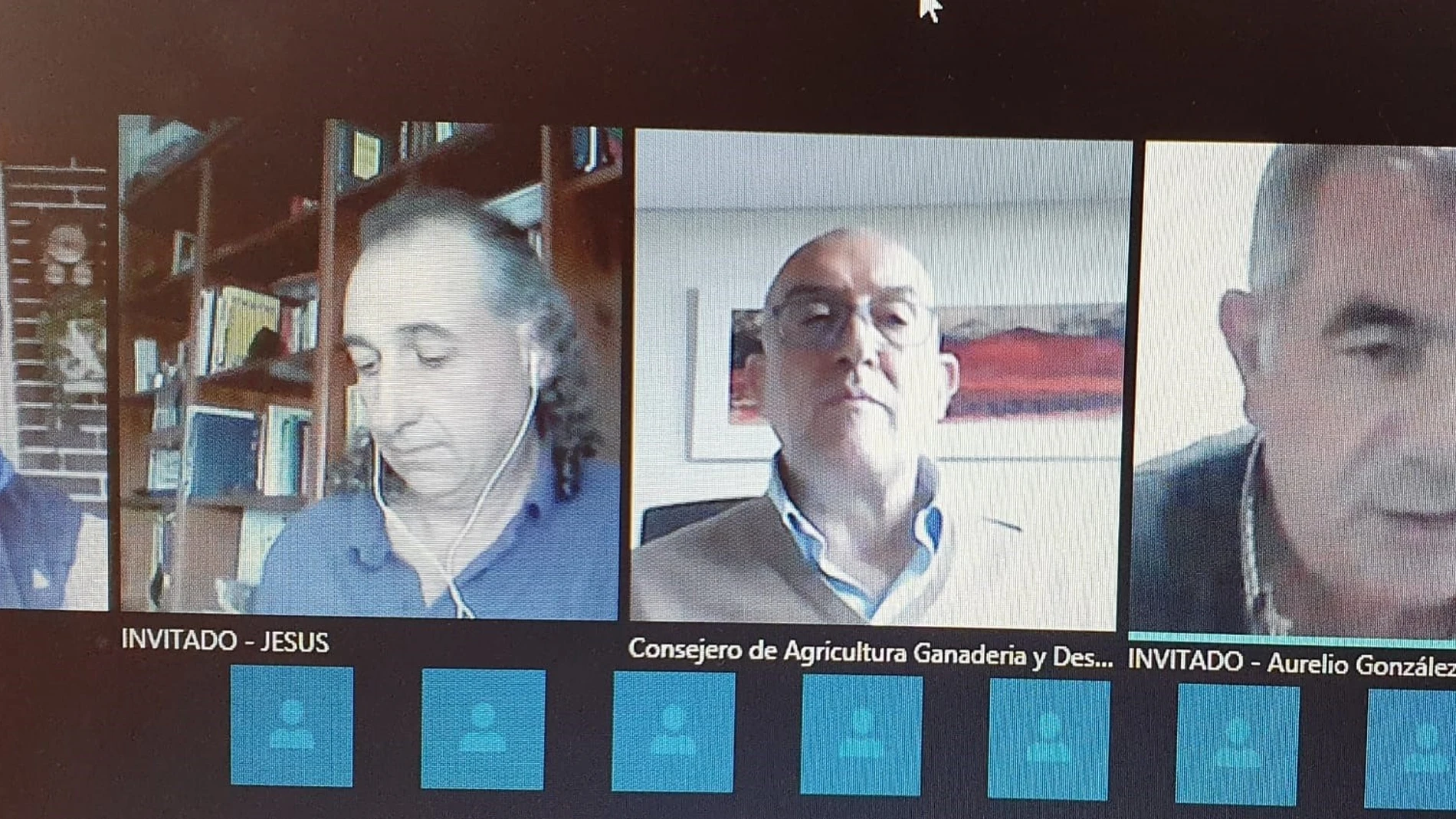 CVirus.- Carnero destaca el esfuerzo y el trabajo de agricultores, ganaderos y OPA para sacar adelante las producciones