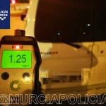 Detenido el conductor de una furgoneta por quintuplicar la tasa de alcohol en el barrio de El Infante (Murcia)POLICÍA LOCAL DE MURCIA04/05/2020