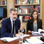 Los Reyes valoran el avance de la digitalización y la utilización de la inteligencia artificial en el periodo de lucha contra la pandemia en una videconferencia con la secretaria de Estado de Digitalización e Inteligencia Artificial, Carme Artigas y la presidenta de la Asociación Española de Inteligencia Artificial, Amparo Alonso, en Madrid (España), a 4 de mayo de 2020.04 MAYO 2020 CASA REAL;PANDEMIA;DIGITALIZACIÓN;ESTADO DE ALARMA;Casa de S.M. el Rey04/05/2020