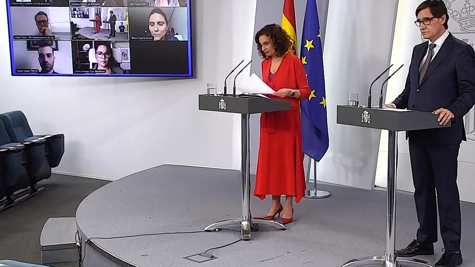 Rueda de prensa de María Jesús Montero y Savador Illa