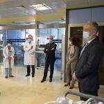 El lendakari, Íñigo Urkullu, visitó ayer el Hospital Universitario de Cruces en Vizcaya donde fue abucheado
