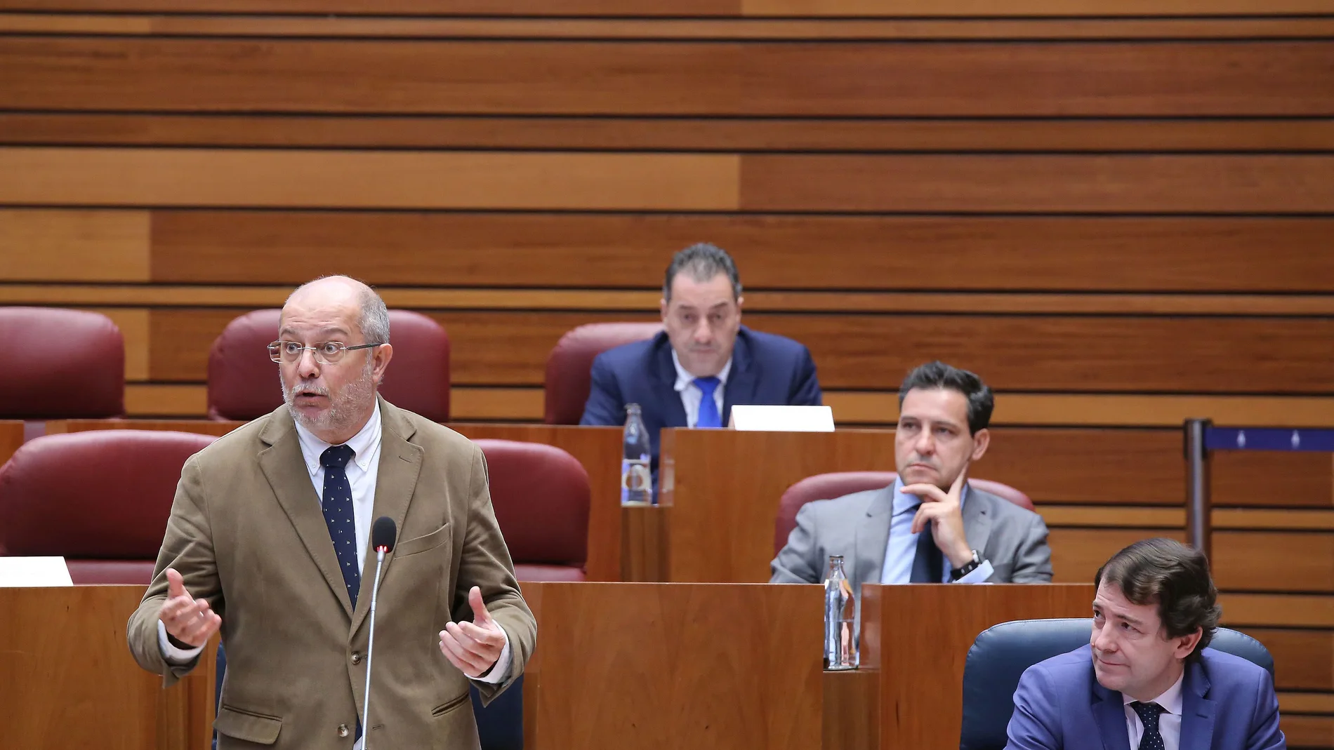 El vicepresidente de la Junta, Francisco Igea, durante su cara a cara con la socialista Ana Sanchez