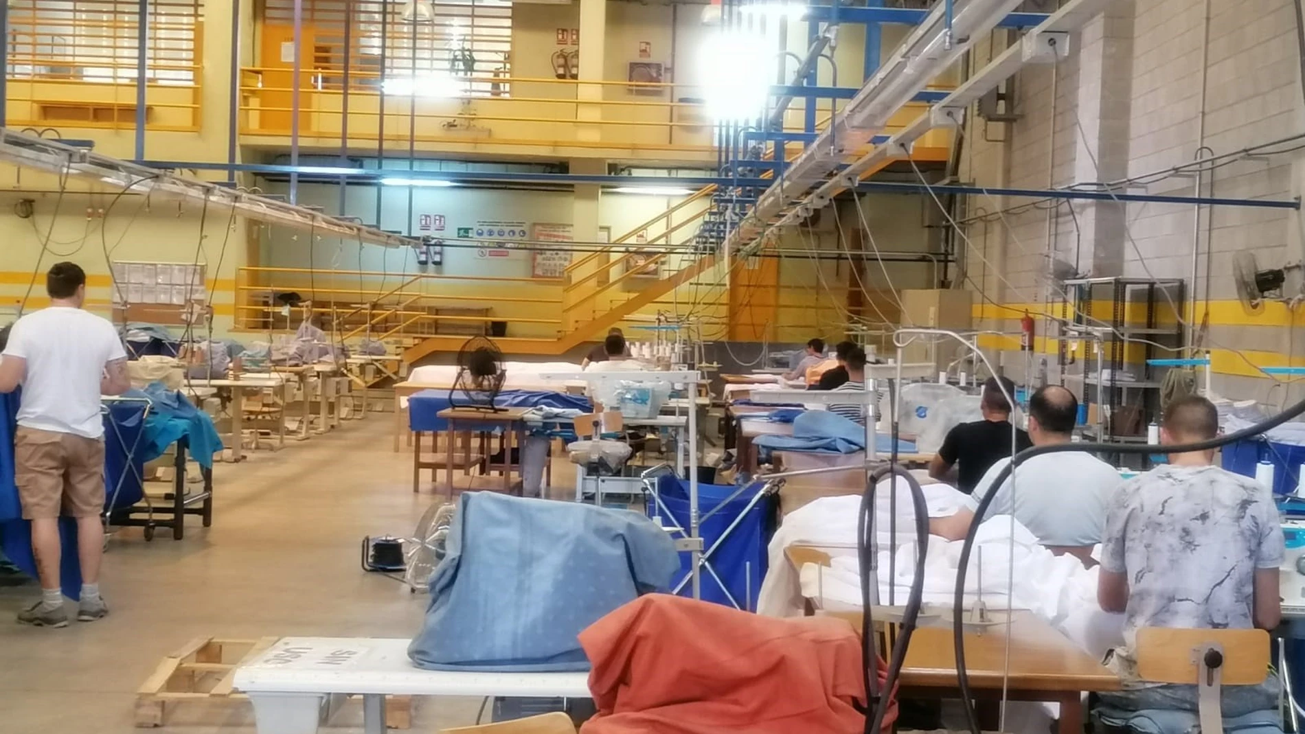 Córdoba.- Coronavirus.- Internos de la prisión de Córdoba confeccionan equipos de protección para sanitarios