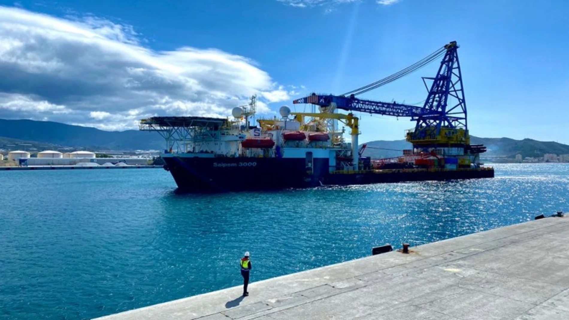Granada.- Puertos.- El buque Saipem 3000 permanecerá en Motril para labores de mantenimiento hasta finales de julio