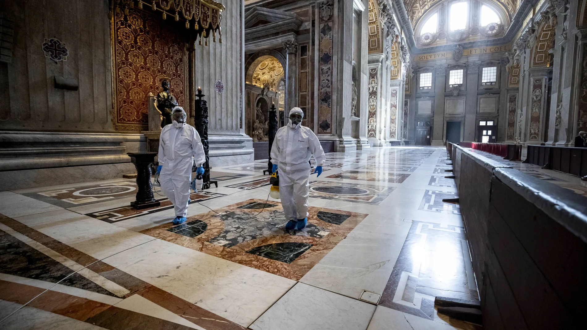 Últimos retoques en el Vaticano antes de la reapertura