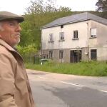 Raúl, un taxista jubilado que su vivienda se encuentra entre Castilla y León y Galicia