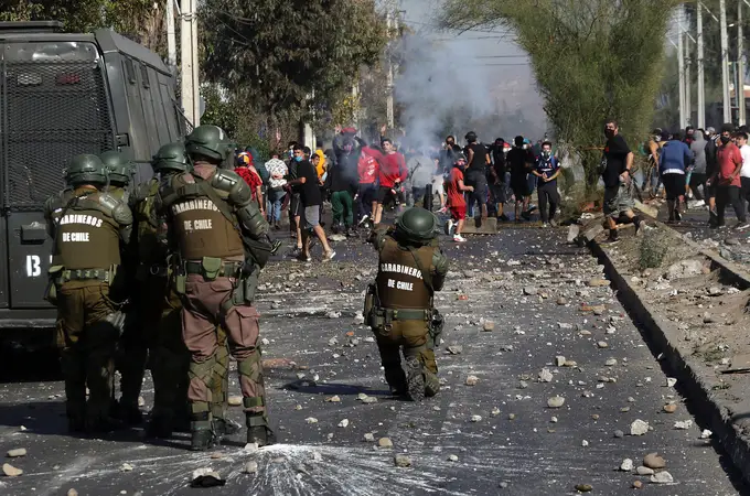 La población chilena incrementa protestas y el grito por hambre 