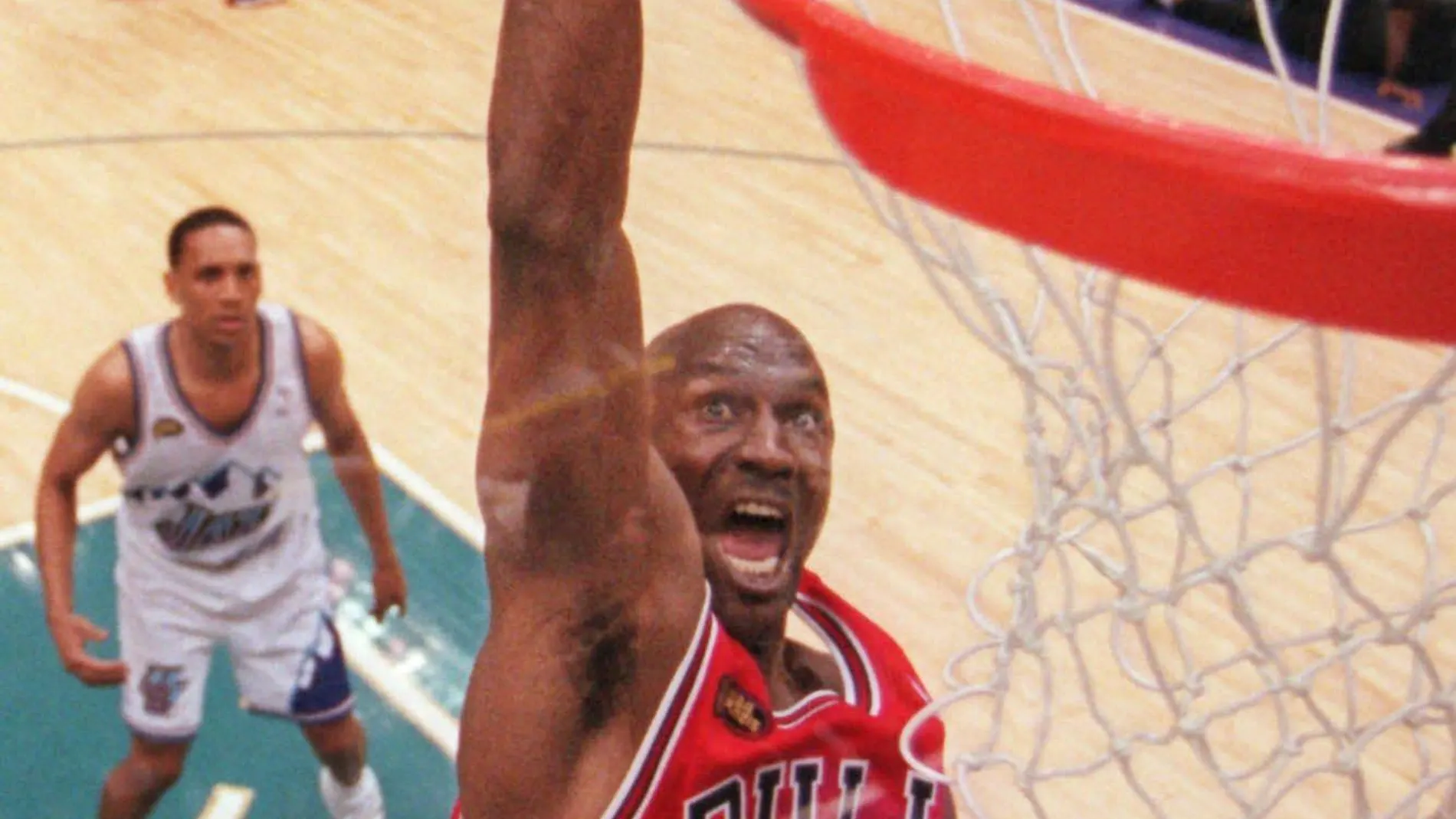 La biografía "Air" cuenta la biografía de Michael Jordan, el hombre que lo podía todo