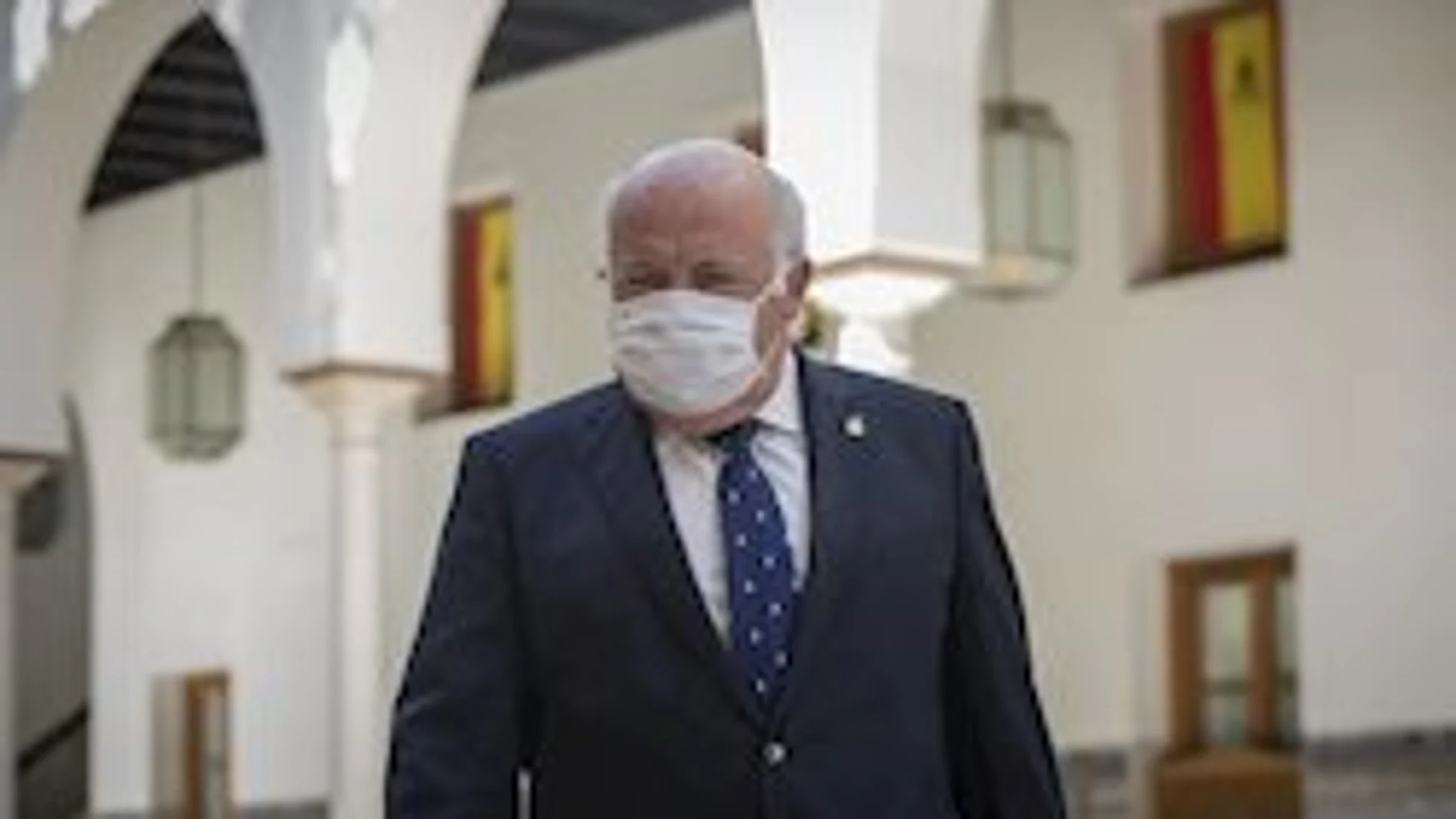 Coronavirus.-UGT-A duda del anuncio de Salud sobre contrataciones de enfermeros para asumir el control de pacientes