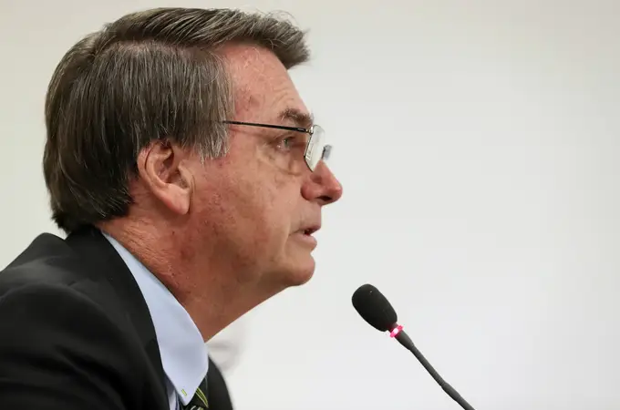 “Anonymous” contraataca y salpica a Bolsonaro