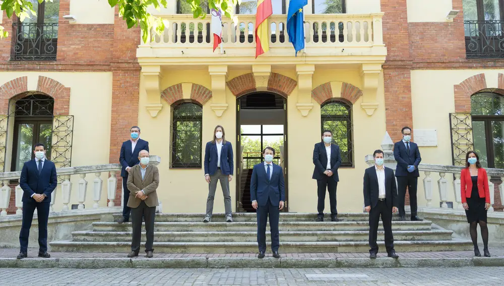 El presidente de la Junta de Castilla y León, Alfonso Fernández Mañueco, se reúne con los portavoces de los partidos políticos con representación en las Cortes autonómicas