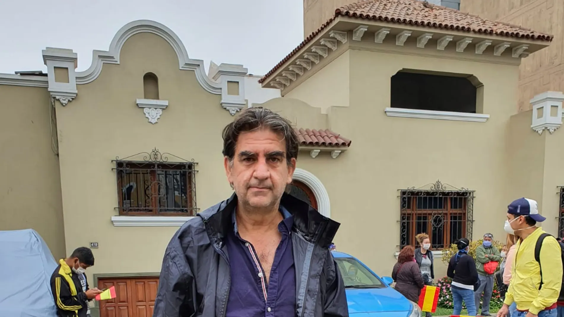 Pedro El turista español Rico, atrapado en Perú